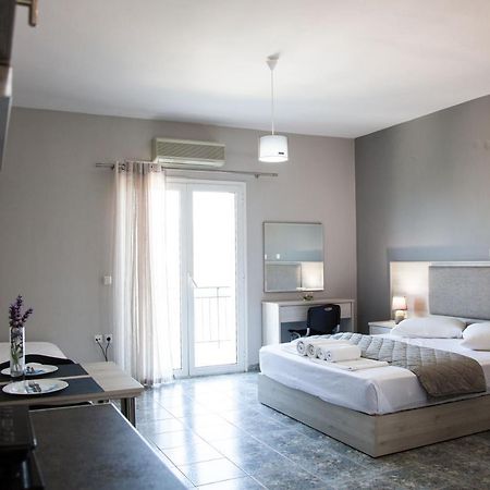 Nikoleta'S Studios Argostoli  Eksteriør billede