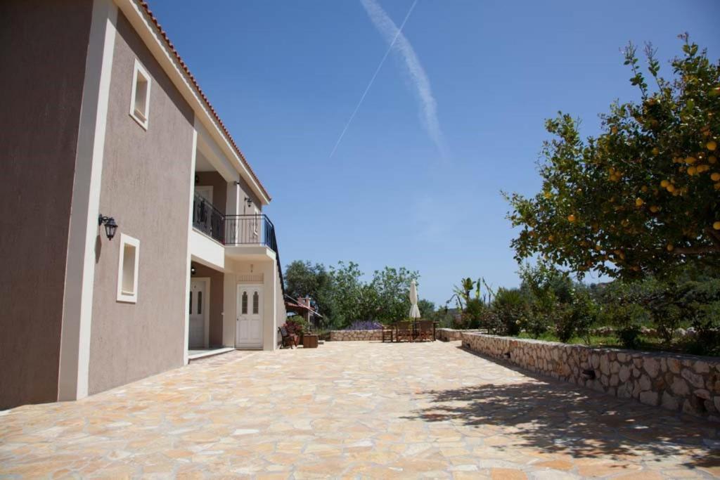 Nikoleta'S Studios Argostoli  Eksteriør billede